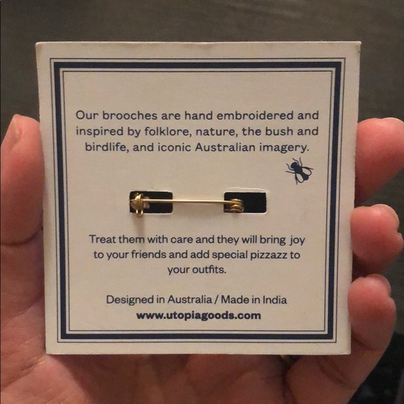 Hand Embroidered Brooch - Picture 3 of 3